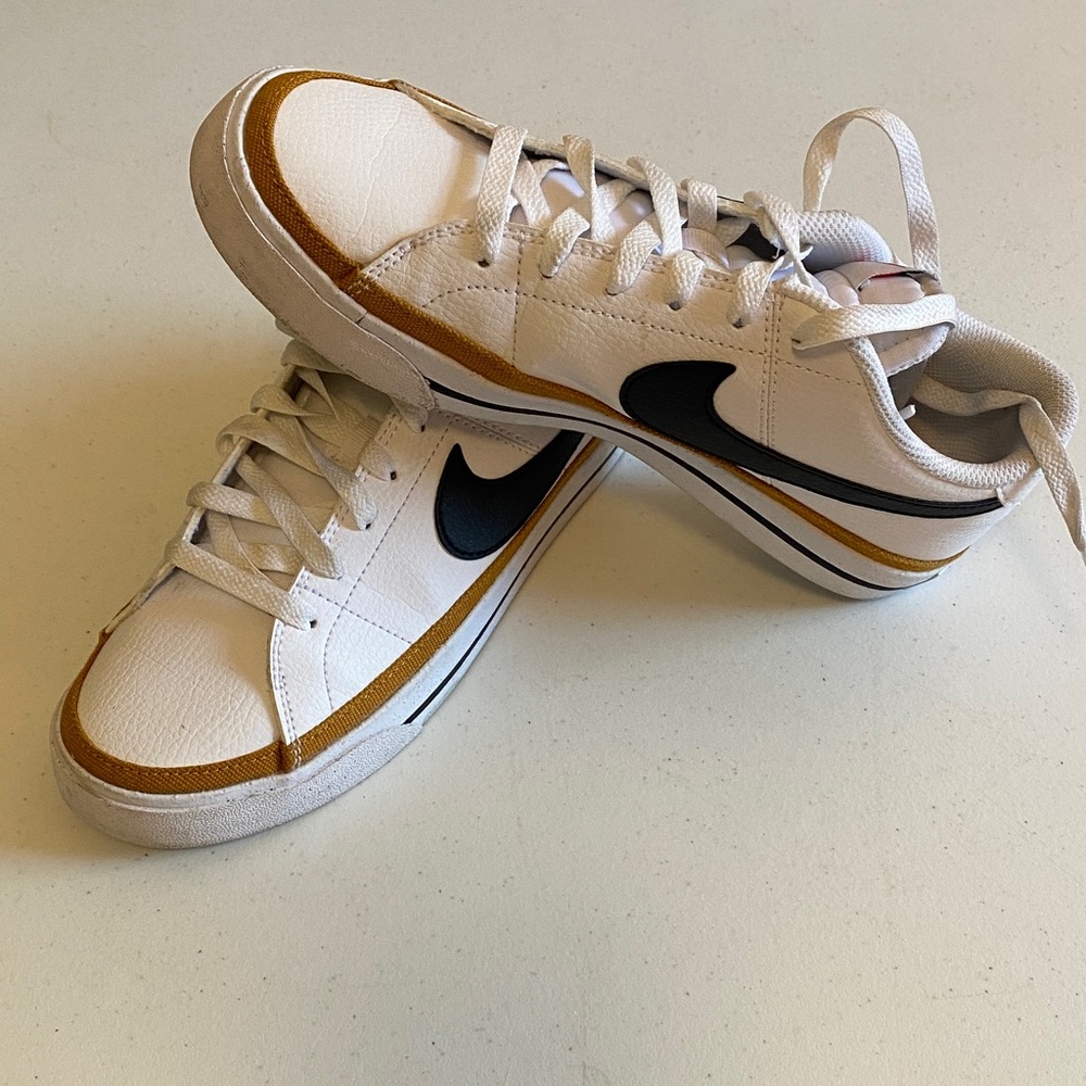 Women’s Nike Court next nature Legacy sneakers.